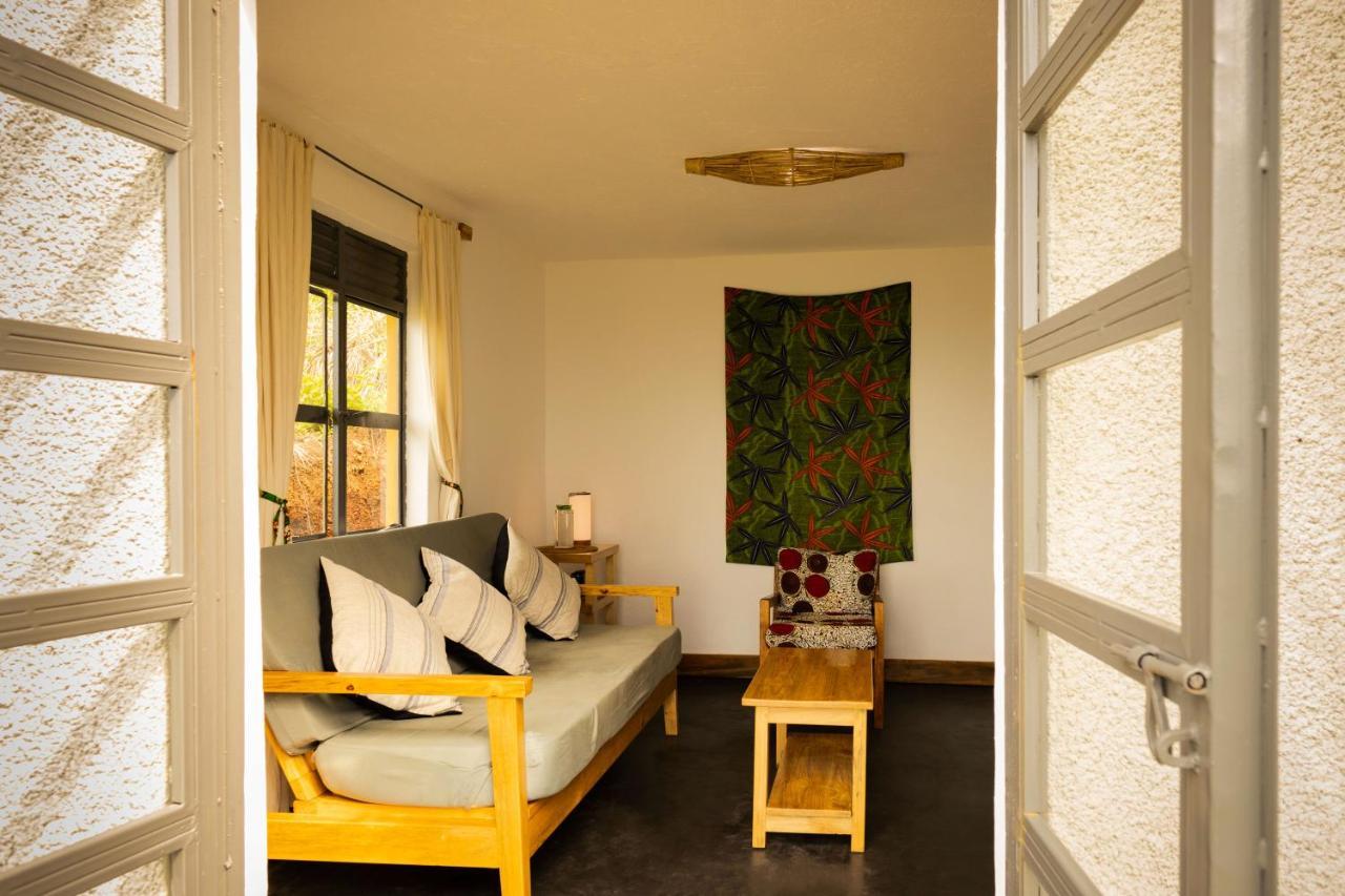 Isunga Lodge Kibale National Park エクステリア 写真