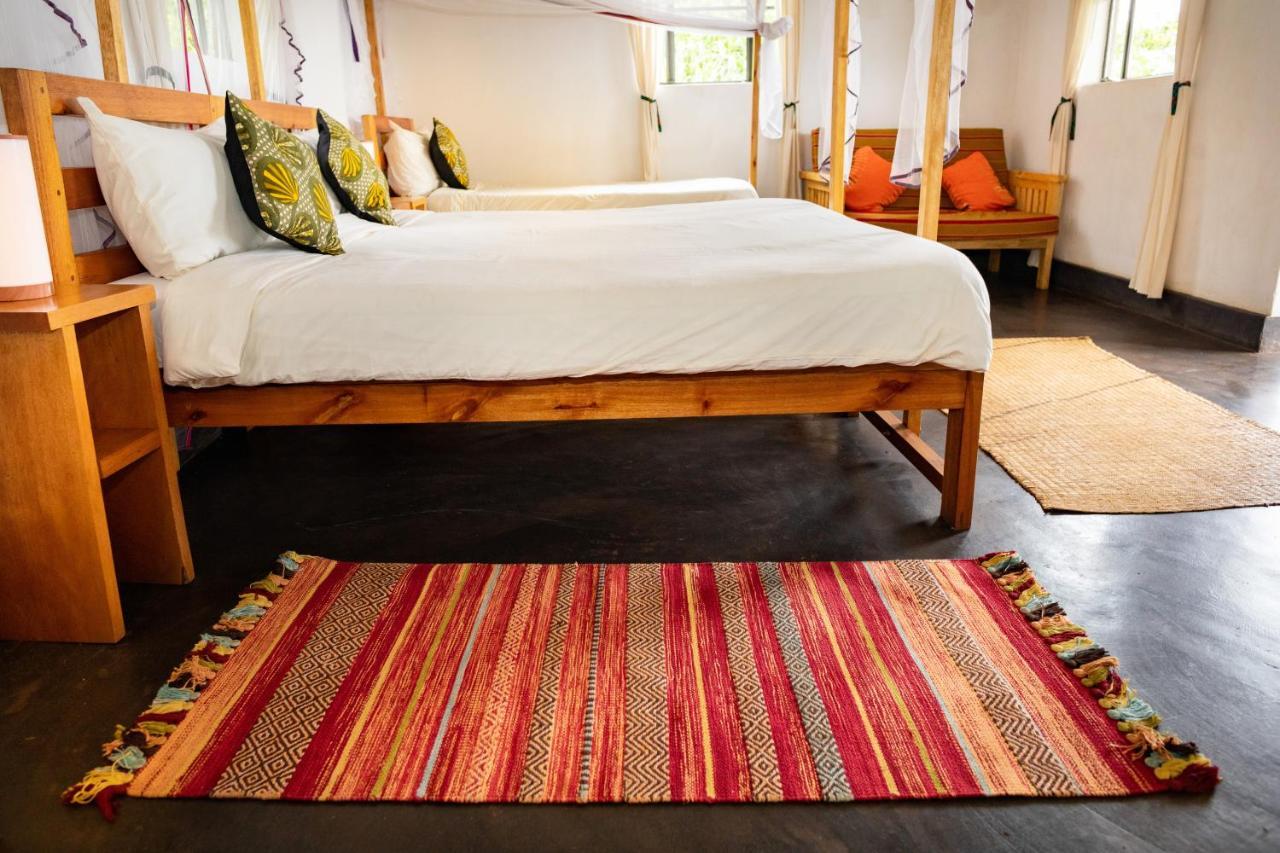 Isunga Lodge Kibale National Park エクステリア 写真