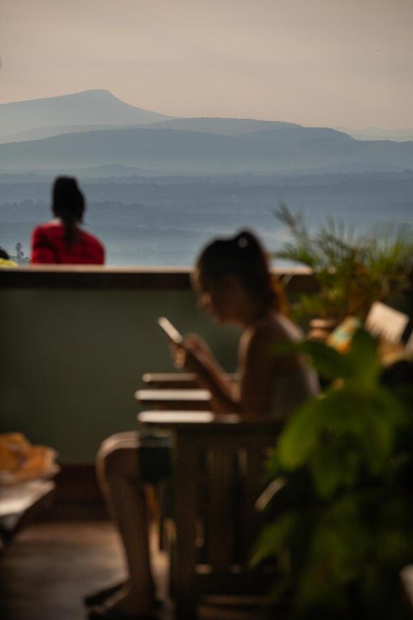 Isunga Lodge Kibale National Park エクステリア 写真