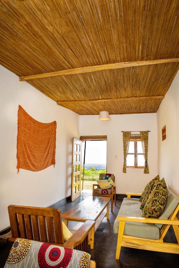Isunga Lodge Kibale National Park エクステリア 写真
