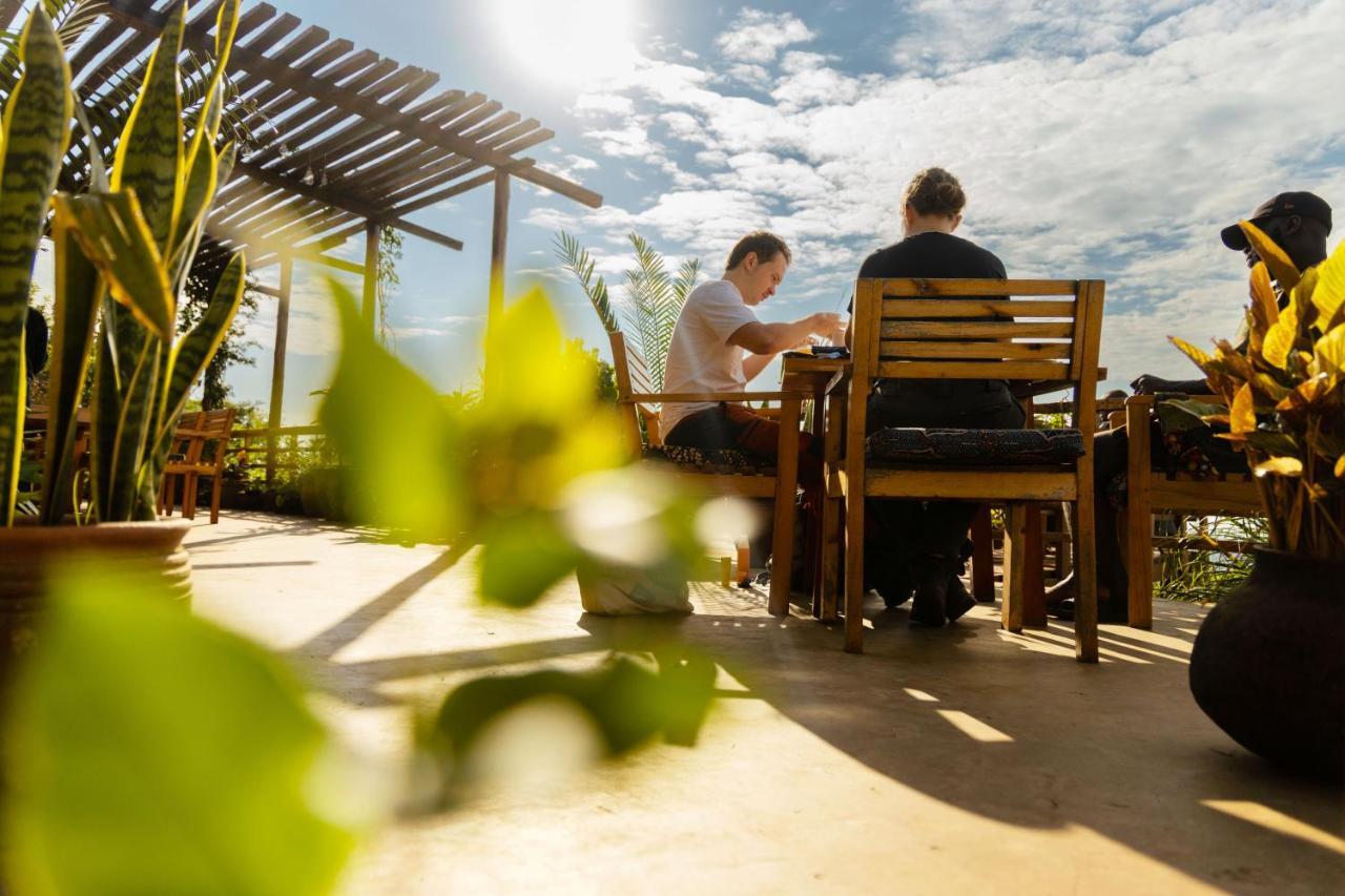 Isunga Lodge Kibale National Park エクステリア 写真